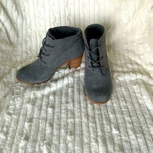 Grey TOMS heeled boot